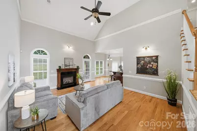 1110 Mayfield Circle NW, Conover, NC 28613 - Photo 5