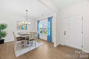 6230 Gala Ln, Charlotte, NC 28215 - Photo 3