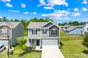 8131 Jonagold Ln, Charlotte, NC 28215 - Photo 1