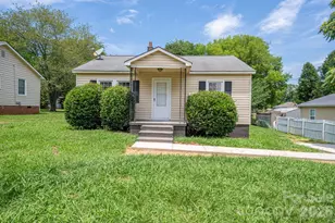 913 Edgemont Ave, Belmont, NC 28012 - Photo 1