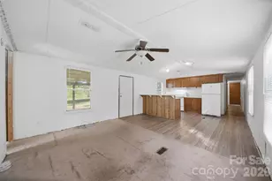 300 Excelsior Dr, Connelly Springs, NC 28612 - Photo 9