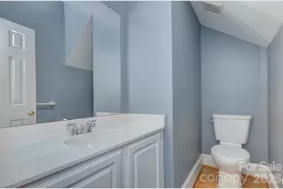 2000 Victorian Place, Charlotte, NC 28203 - Photo 17