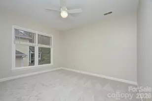 2000 Victorian Pl, Charlotte, NC 28203 - Photo 19