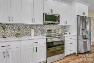 40 Rangeley Dr, Asheville, NC 28803 - Photo 23