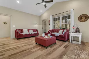 40 Rangeley Dr, Asheville, NC 28803 - Photo 15
