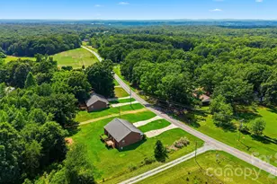 820 Horseshoe Lake Rd, Lincolnton, NC 28092 - Photo 29