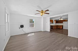 80 Ridge St, Marion, NC 28752 - Photo 3