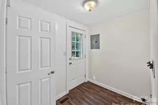 80 Ridge St, Marion, NC 28752 - Photo 7
