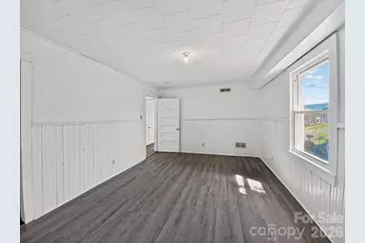 80 Ridge Street, Marion, NC 28752 - Photo 13