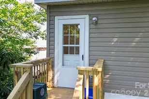 80 Ridge St, Marion, NC 28752 - Photo 15