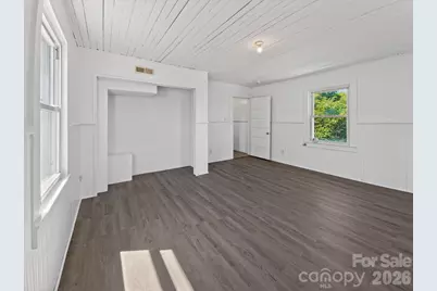 80 Ridge Street, Marion, NC 28752 - Photo 9