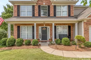 403 Lafinca Ct, Fort Mill, SC 29708 - Photo 3