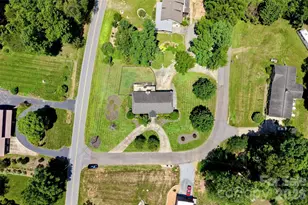 21 Eagle Dr, Taylorsville, NC 28681 - Photo 31