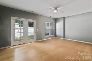 12541 Jessica Pl, Charlotte, NC 28269 - Photo 9