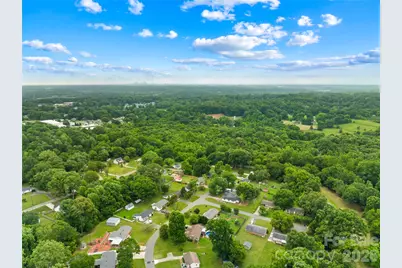 205 Gaddis Drive, Mount Holly, NC 28120 - Photo 29