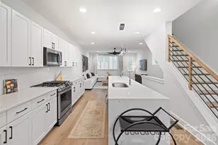 1935 W Trade St, Charlotte, NC 28216 - Photo 9