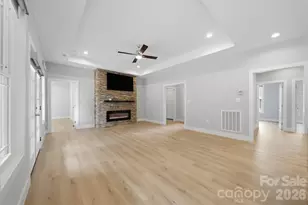 3342 48th Ave NE, Hickory, NC 28601 - Photo 5