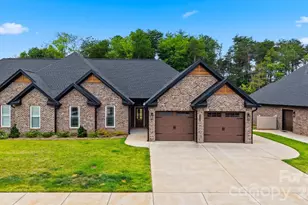 3342 48th Ave NE, Hickory, NC 28601 - Photo 1