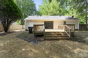 7812 Surreywood Pl, Charlotte, NC 28270 - Photo 15