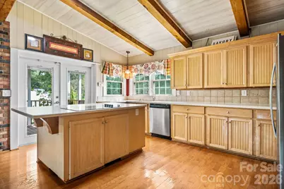 15 6th Em Street, Marion, NC 28752 - Photo 7