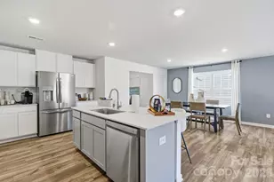 601 Hot Springs Dr, Kannapolis, NC 28081 - Photo 3