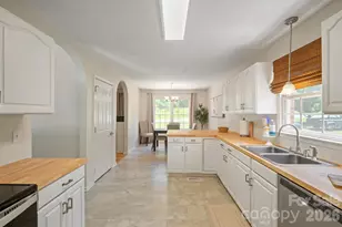1133 Finger Bridge Rd, Hickory, NC 28602 - Photo 13