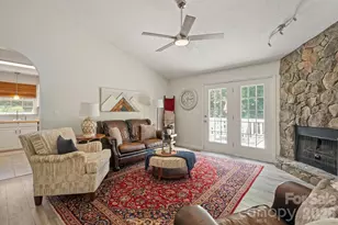 1133 Finger Bridge Rd, Hickory, NC 28602 - Photo 17