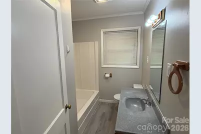 901 Ridgecrest Drive NE, Lenoir, NC 28645 - Photo 11