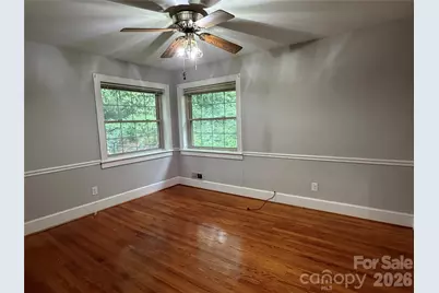 901 Ridgecrest Drive NE, Lenoir, NC 28645 - Photo 13