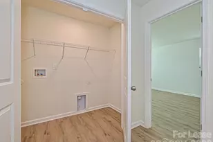 1725 E Cloaninger Ave, Statesville, NC 28625 - Photo 21