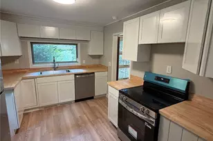 1911 White St, Gastonia, NC 28052 - Photo 11