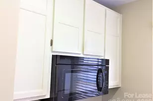 1109 E Morehead St, Charlotte, NC 28204 - Photo 9