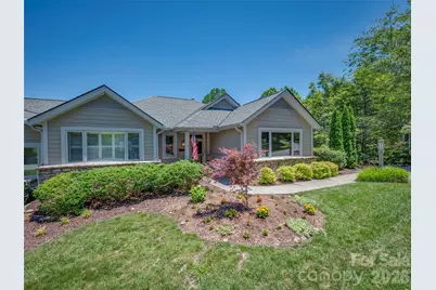 2 Meadow Ridge Lane, Hendersonville, NC 28739 - Photo 3