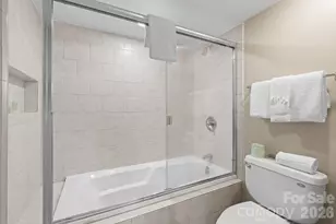 201 Bowling Park Rd, Asheville, NC 28803 - Photo 19