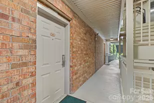 201 Bowling Park Rd, Asheville, NC 28803 - Photo 23