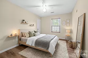 8521 Castle Pine Ct, Charlotte, NC 28226 - Photo 9