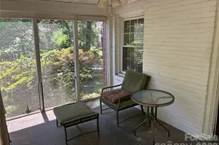 1920 Wood Dale Terrace, Charlotte, NC 28203 - Photo 11