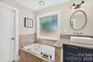 2120 Dalehurst Dr, Charlotte, NC 28205 - Photo 31