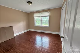 113 Pinewood Ave, Clinton, SC 29325 - Photo 9
