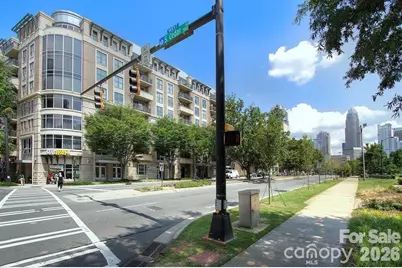 718 W Trade Street #707, Charlotte, NC 28202 - Photo 25