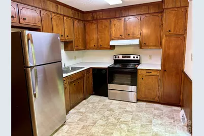 128 Hillcrest Drive, Lincolnton, NC 28092 - Photo 3