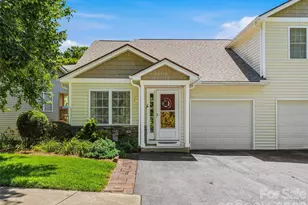107 London Ct, Brevard, NC 28712 - Photo 1