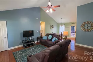 731 Jennings Rd, Statesville, NC 28625 - Photo 23