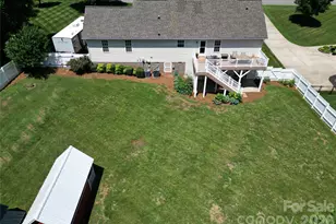 731 Jennings Rd, Statesville, NC 28625 - Photo 7