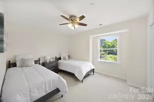 9808 Emerald Point Dr, Charlotte, NC 28278 - Photo 29