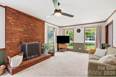 2634 Cherokee Court, Gastonia, NC 28056 - Photo 9