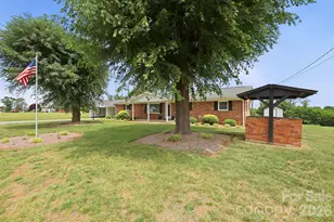 1913 Nebo Rd, Boonville, NC 27011 - Photo 3