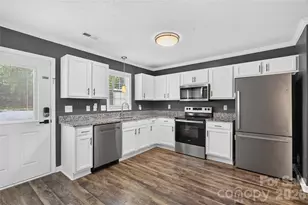 140 Locomotive Ln, Mooresville, NC 28115 - Photo 5