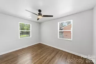 4919 Seacroft Rd, Charlotte, NC 28210 - Photo 23
