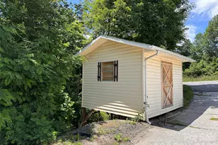 422 US Hwy 19E Hwy, Spruce Pine, NC 28777 - Photo 35